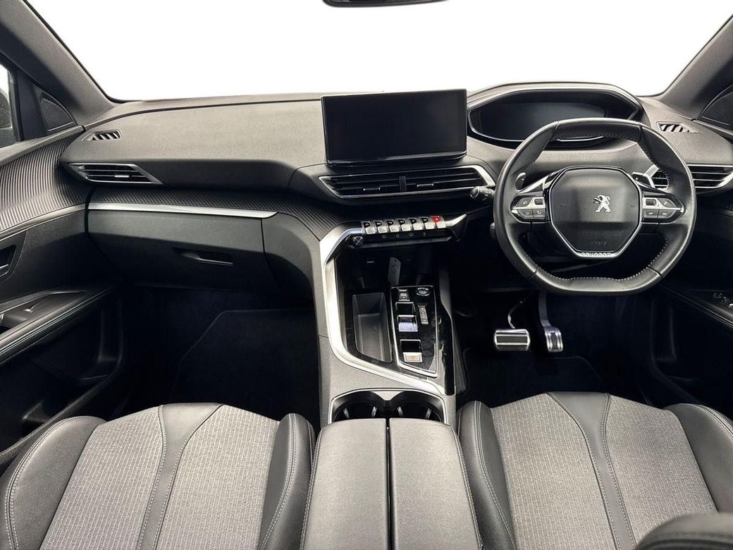 2024 Peugeot 5008