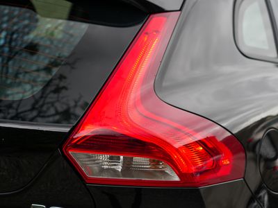 2017 Volvo V40