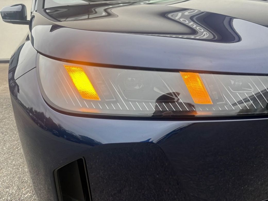 2025 BMW iX
