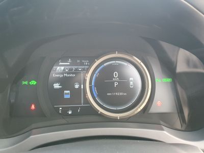 2020 Lexus IS 300h