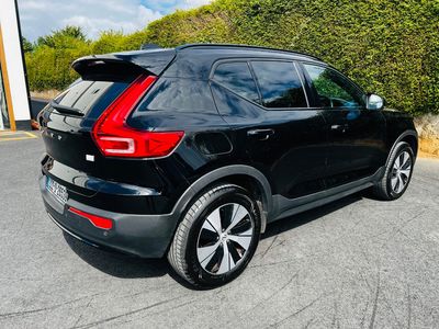 2022 Volvo XC40