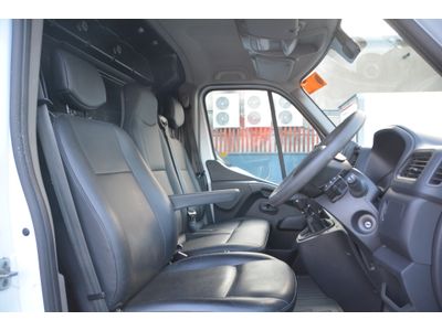 2021 Opel Movano