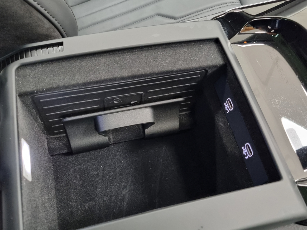 2022 Audi A8