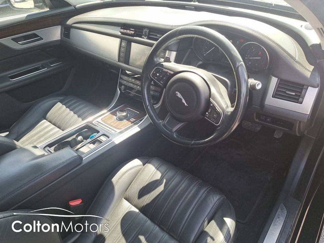 2016 Jaguar XF