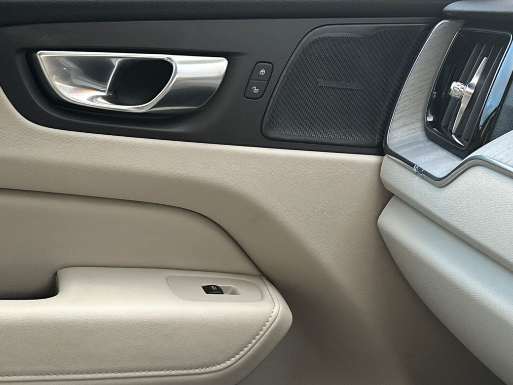 2023 Volvo XC60