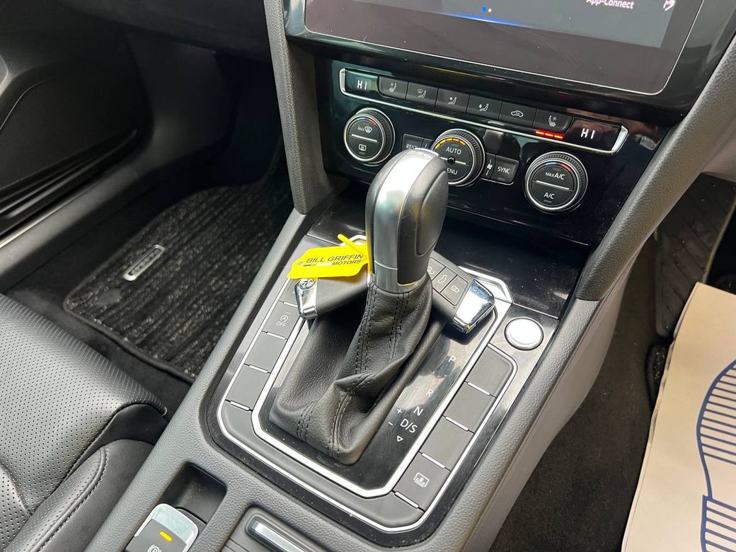 2020 Volkswagen Passat