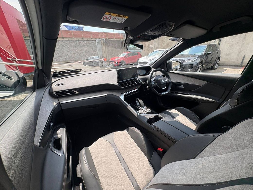 2021 Peugeot 3008