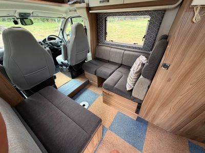 2017 SWIFT ESCAPE 684 LOW PROFILE R.H.D