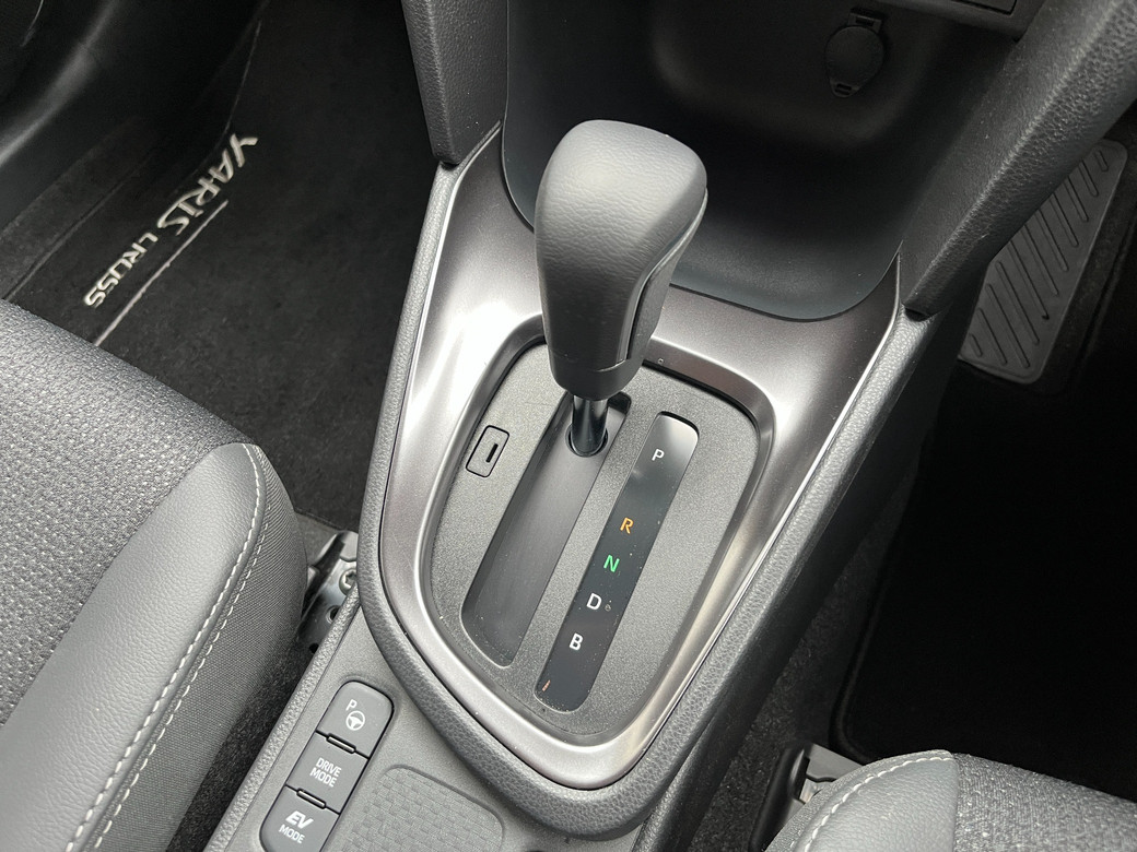 2025 Toyota Yaris Cross