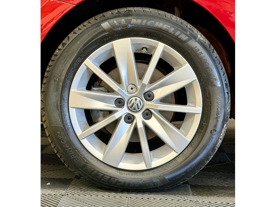 2015 Volkswagen Polo