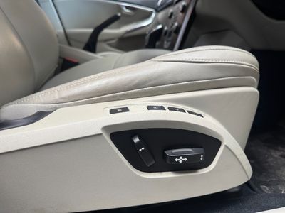 2018 Volvo V40