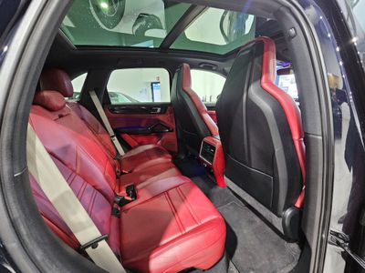2023 Porsche Cayenne