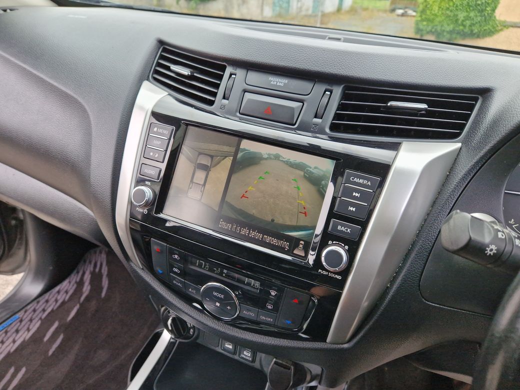 2021 Nissan Navara