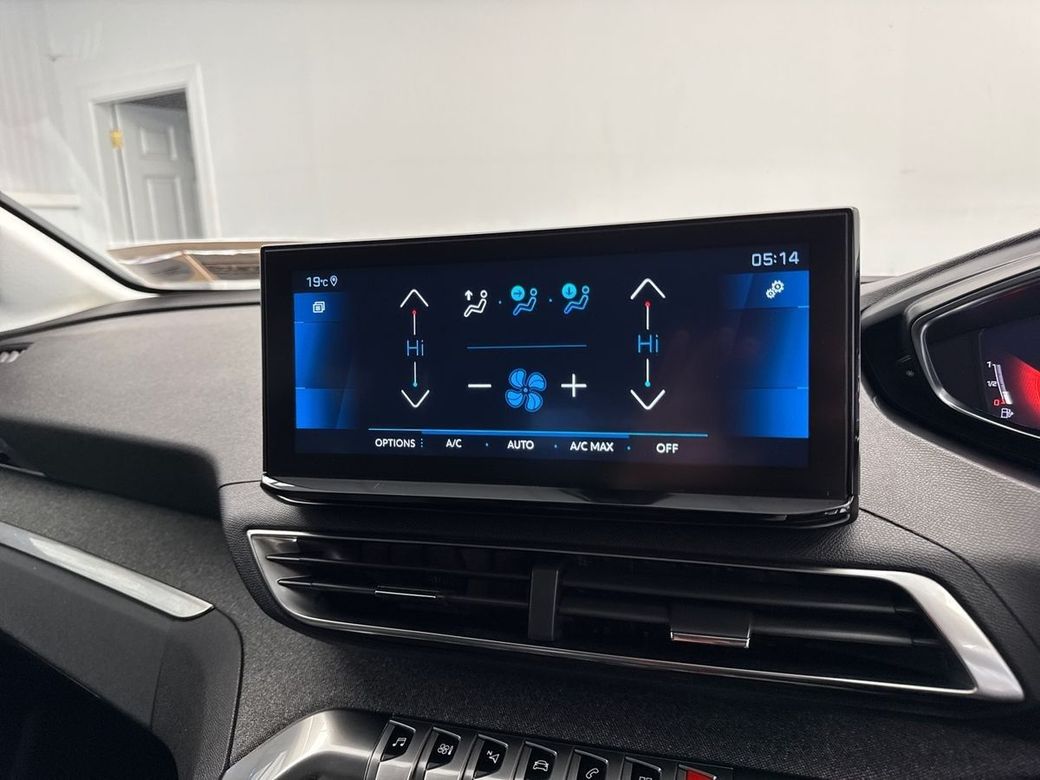 2021 Peugeot 3008