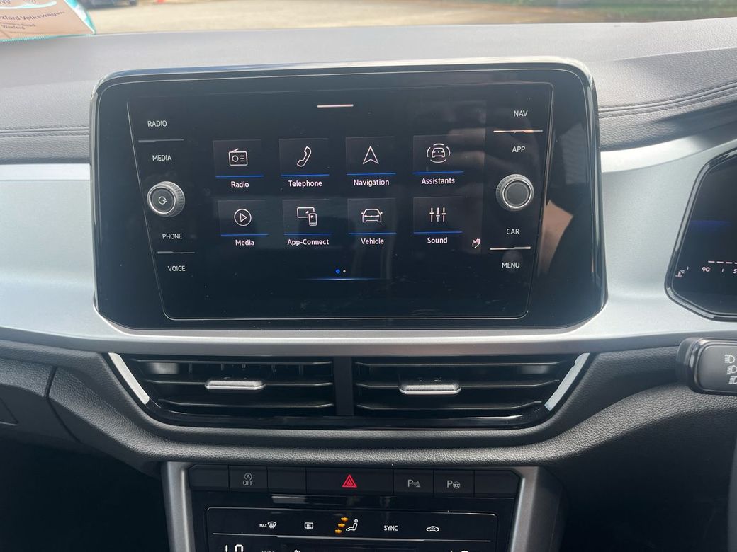 2025 Volkswagen T-Roc