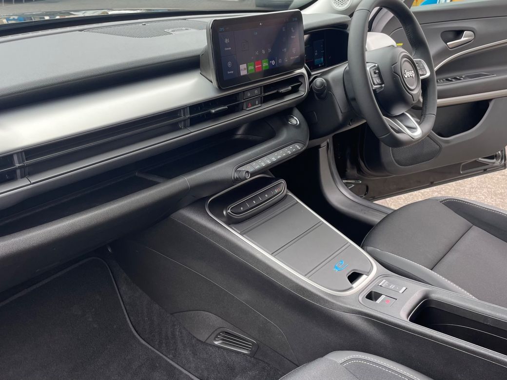 2024 Jeep Avenger