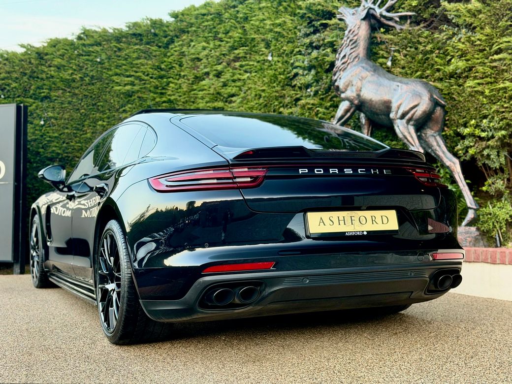 2018 Porsche Panamera