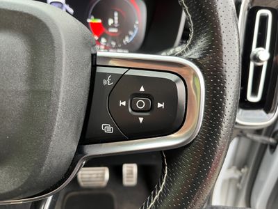 2021 Volvo XC40