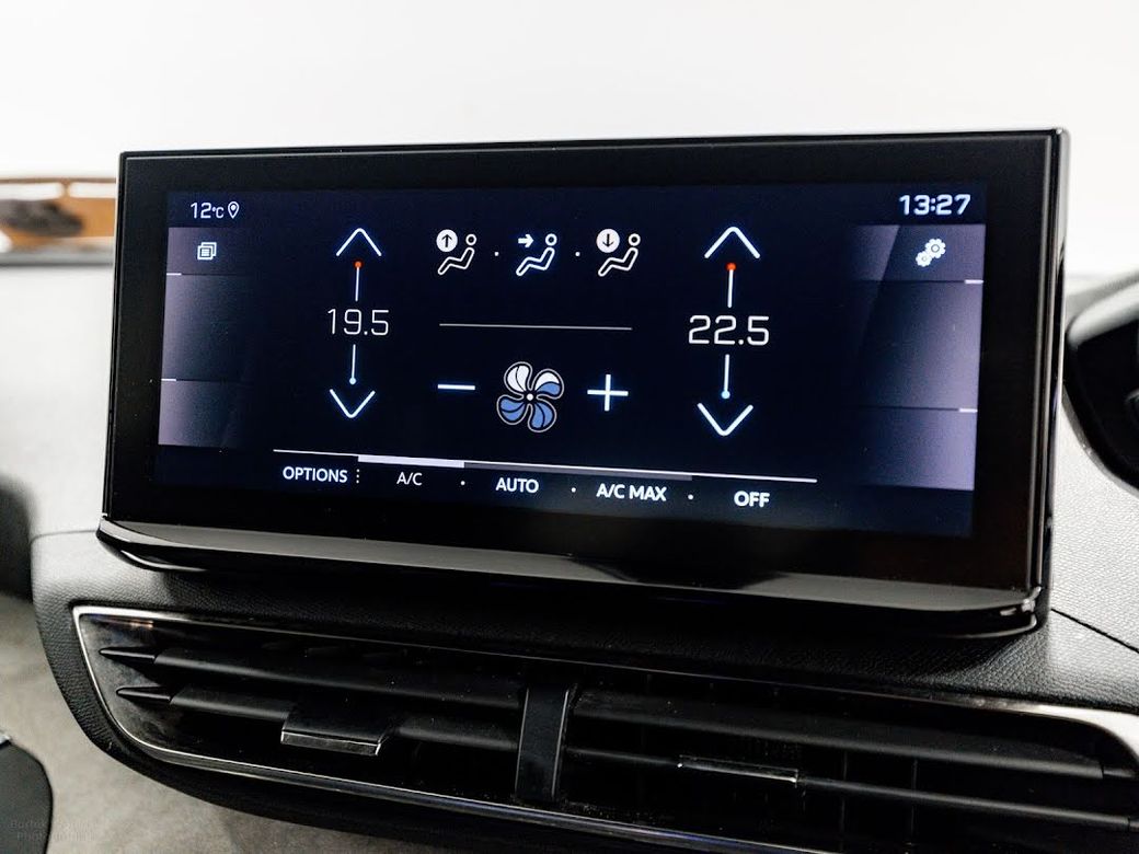 2023 Peugeot 5008