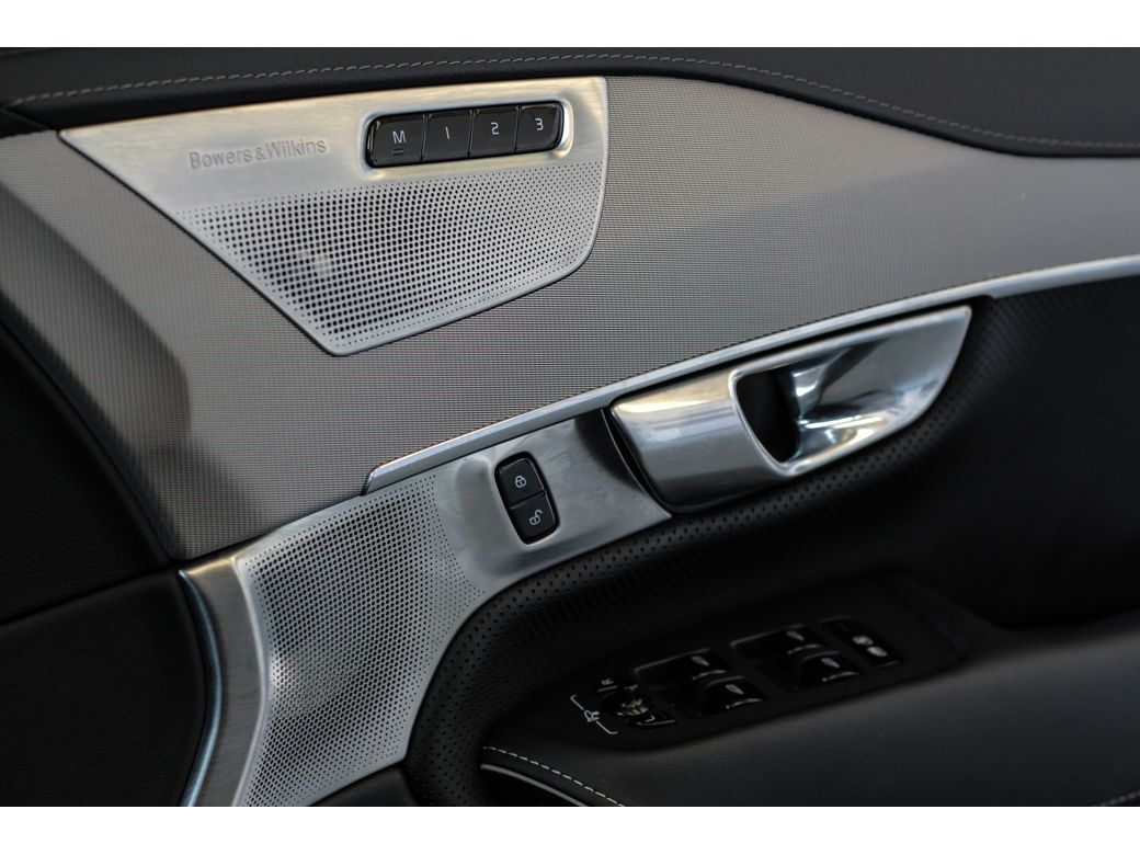 2023 Volvo XC90