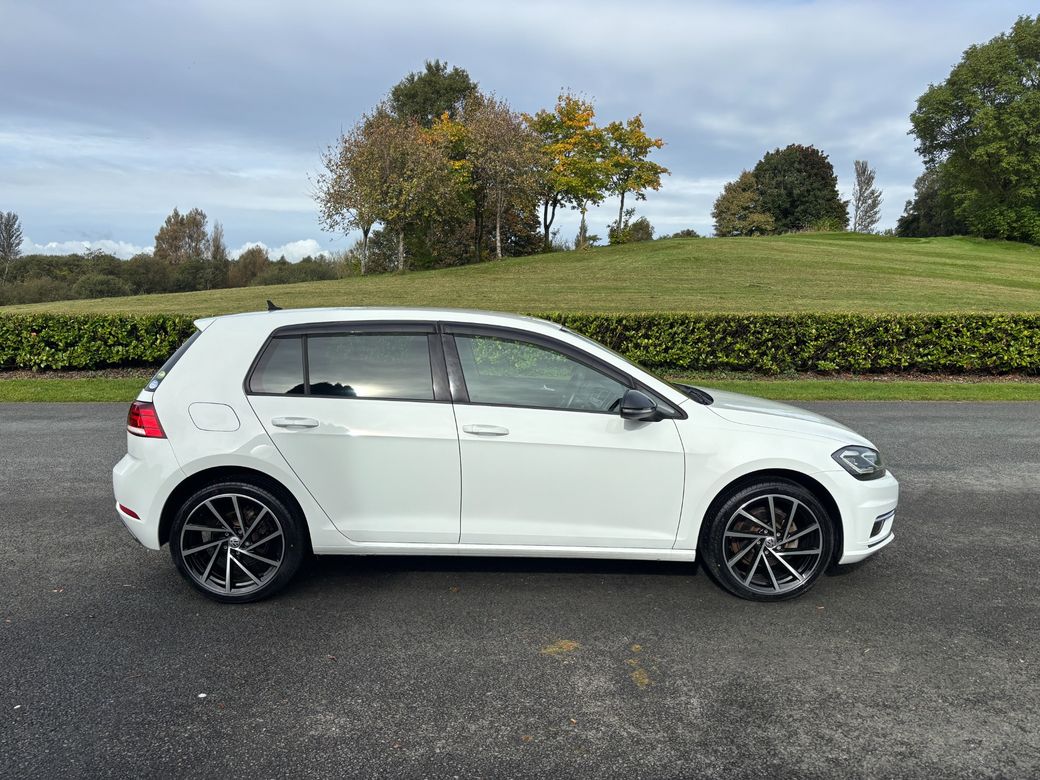 2017 Volkswagen Golf