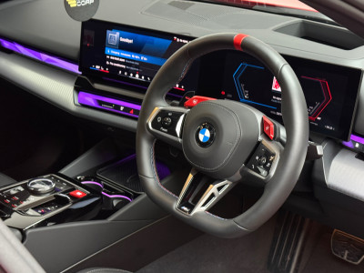2025 BMW M5