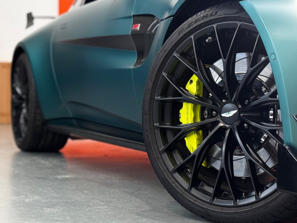 2024 Aston Martin Vantage