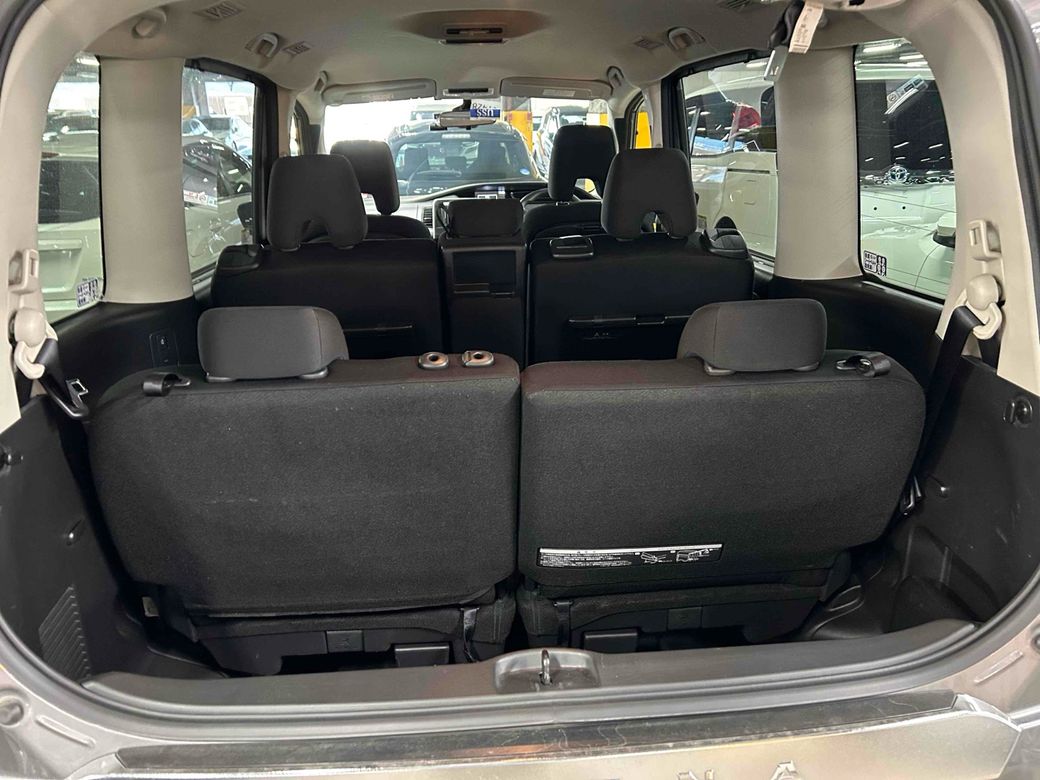 2022 Nissan Serena