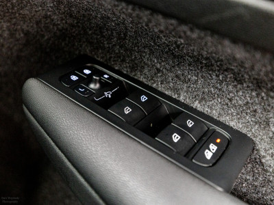 2023 Volvo C40