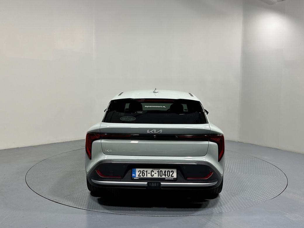 2026 Kia K4