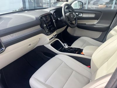 2021 Volvo XC40