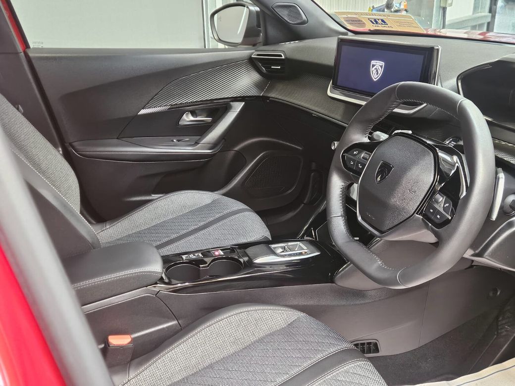 2025 Peugeot 2008