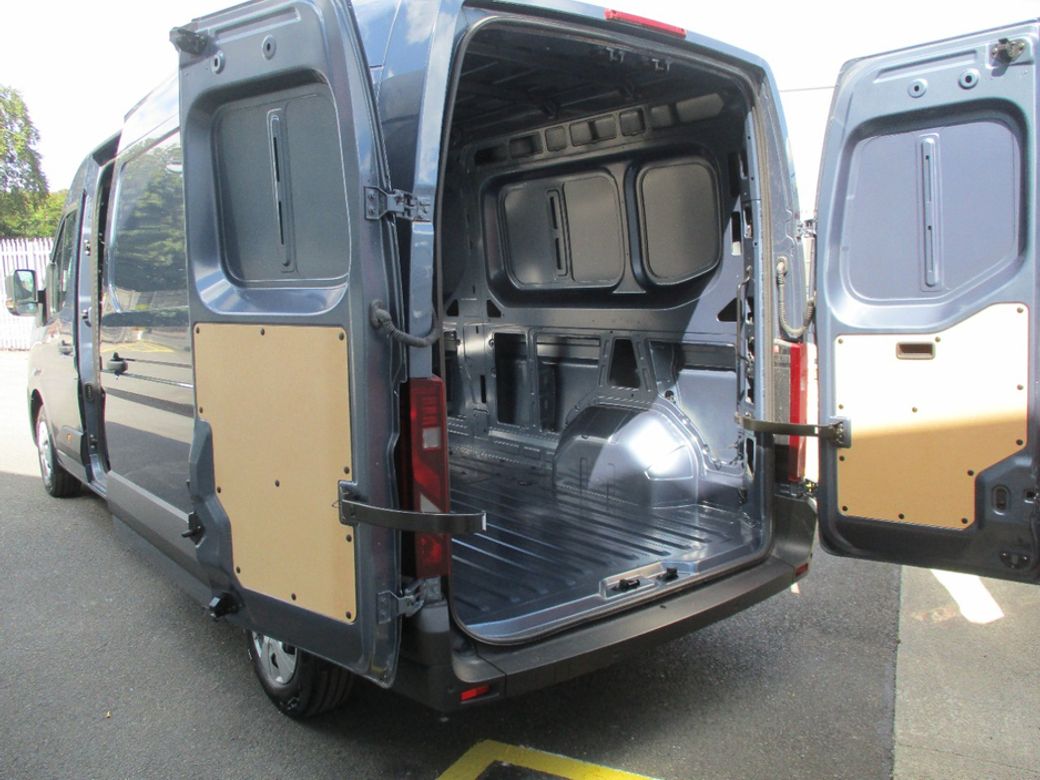 2026 Nissan Interstar