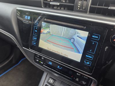 2017 Toyota Auris