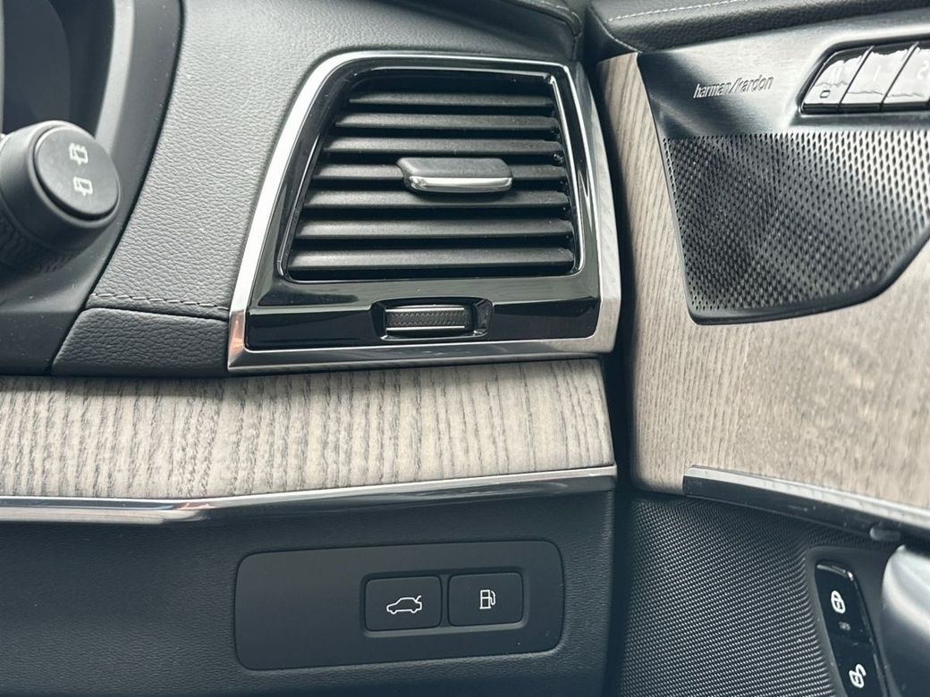 2023 Volvo XC90