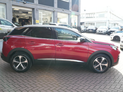 2021 Peugeot 3008
