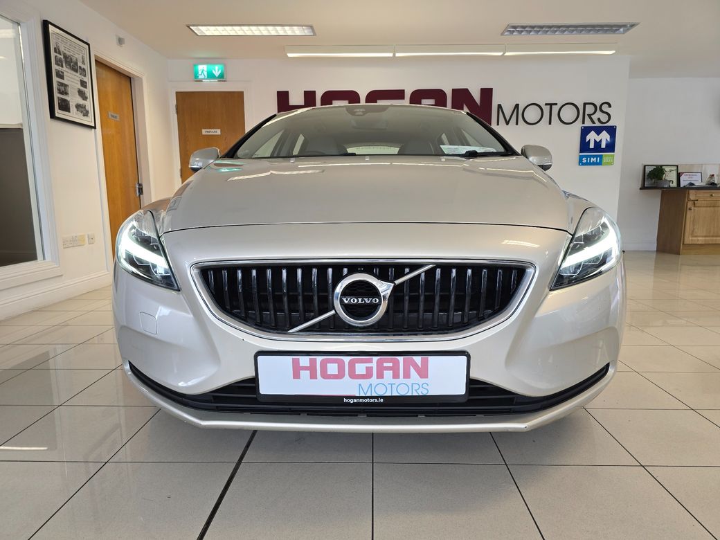 2016 Volvo V40