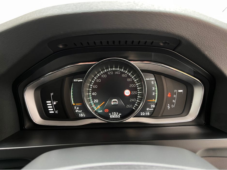 2018 Volvo V60