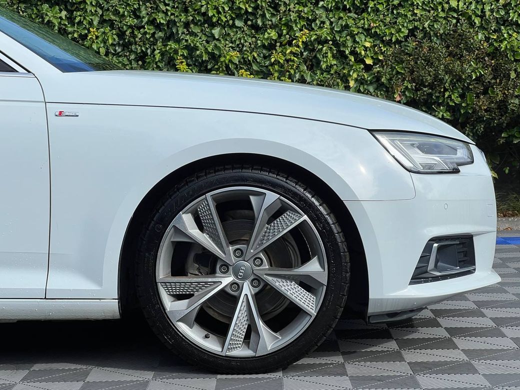 2017 Audi A4