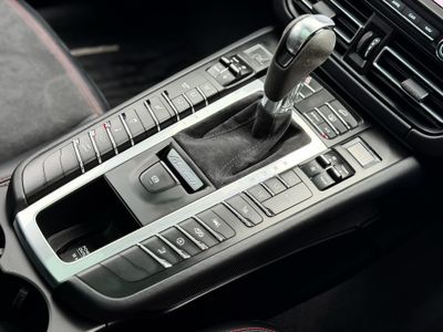 2021 Porsche Macan