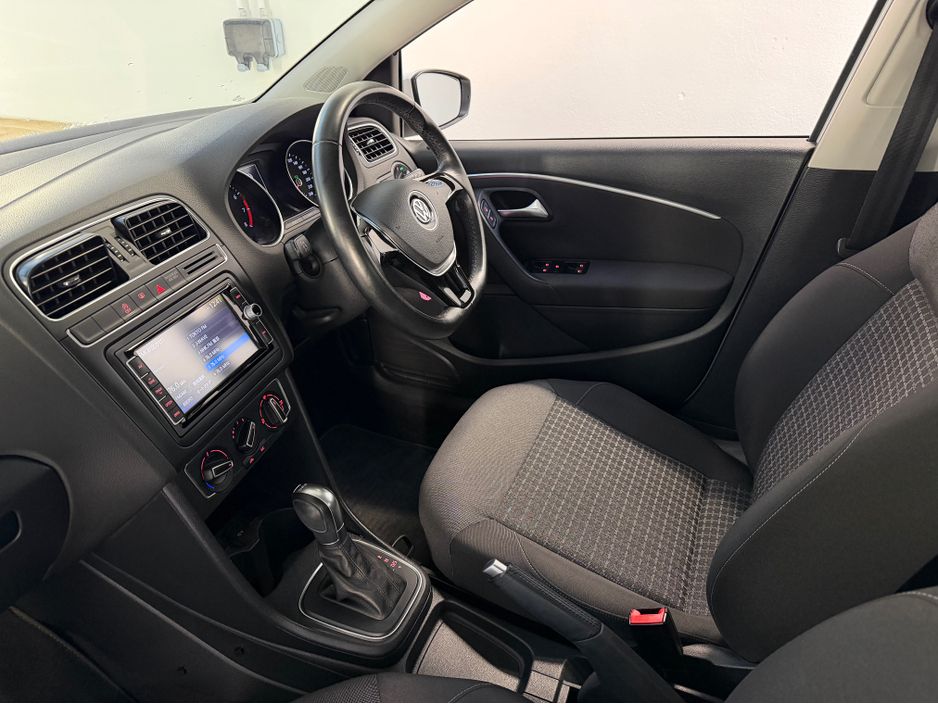 2016 Volkswagen Polo