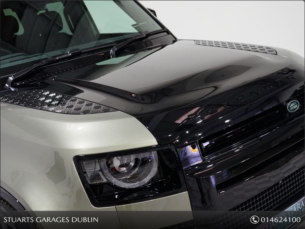 2025 Land Rover Defender