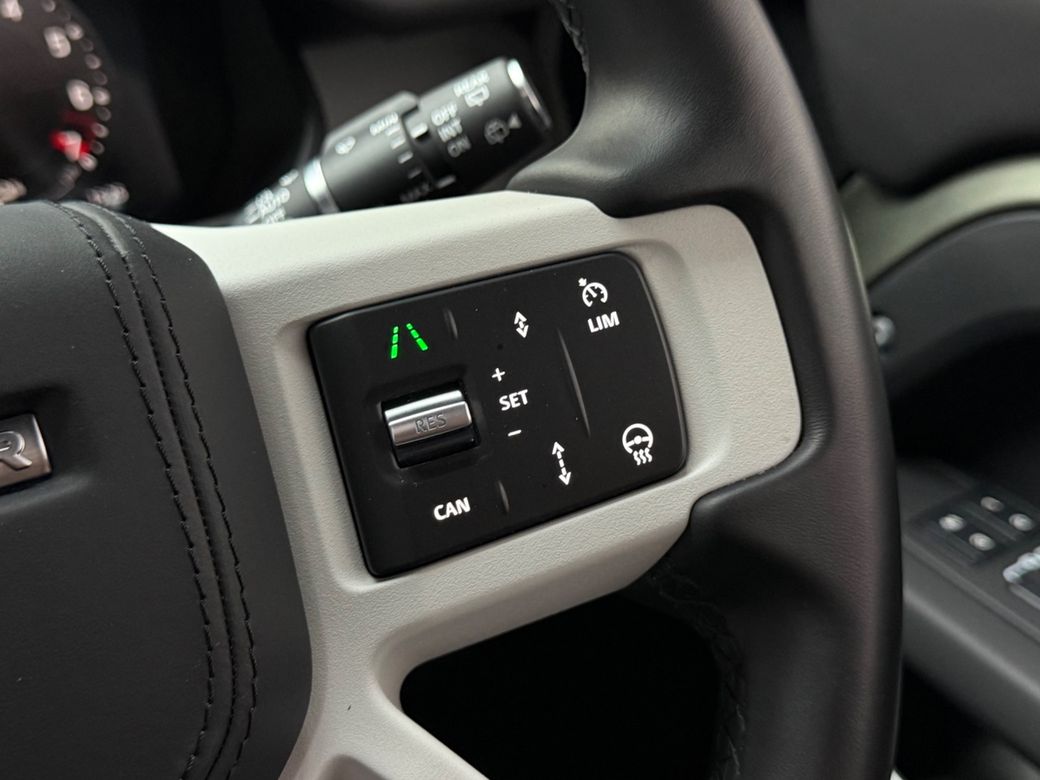 2025 Land Rover Defender