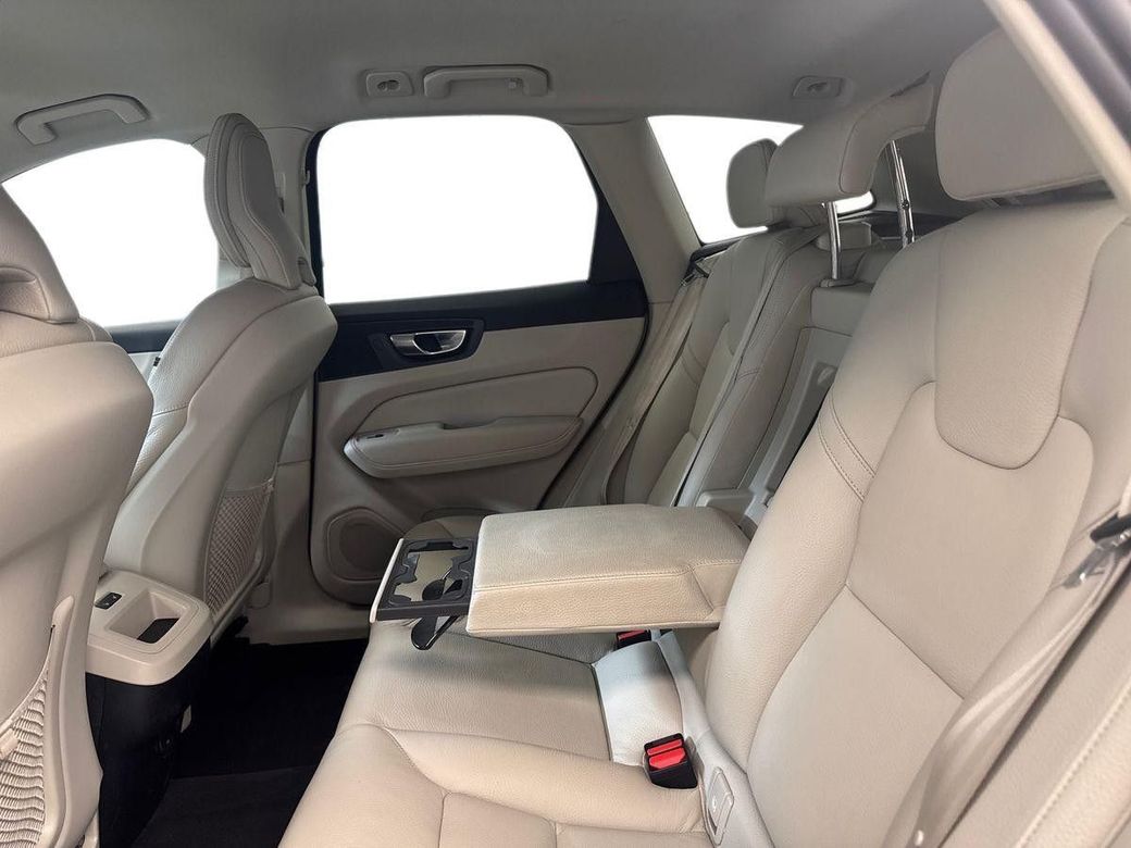 2022 Volvo XC60