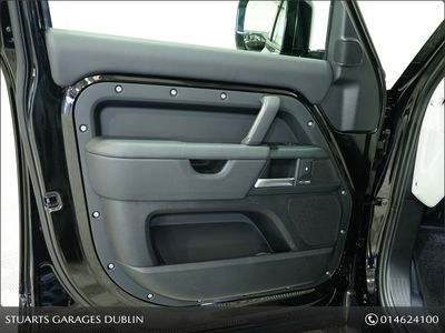 2025 Land Rover Defender
