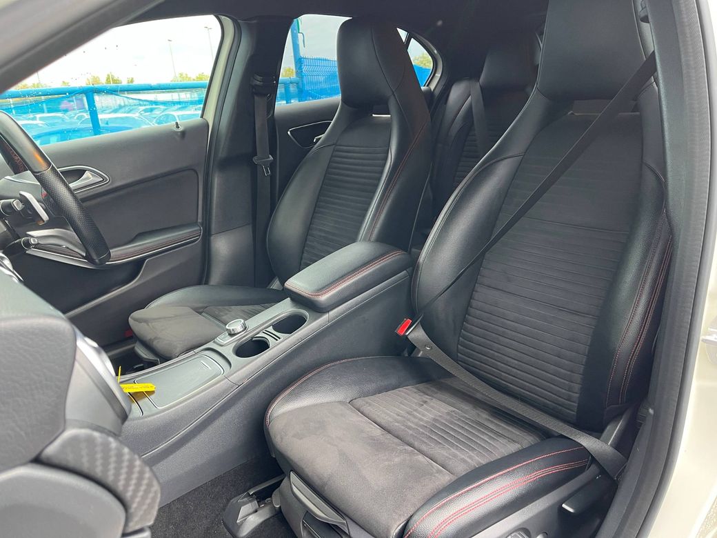 2016 Mercedes-Benz A 180