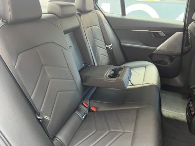 2024 BMW i5