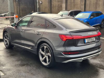 2022 Audi e-tron