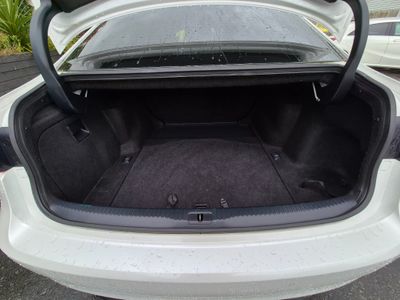 2014 Lexus IS 300h