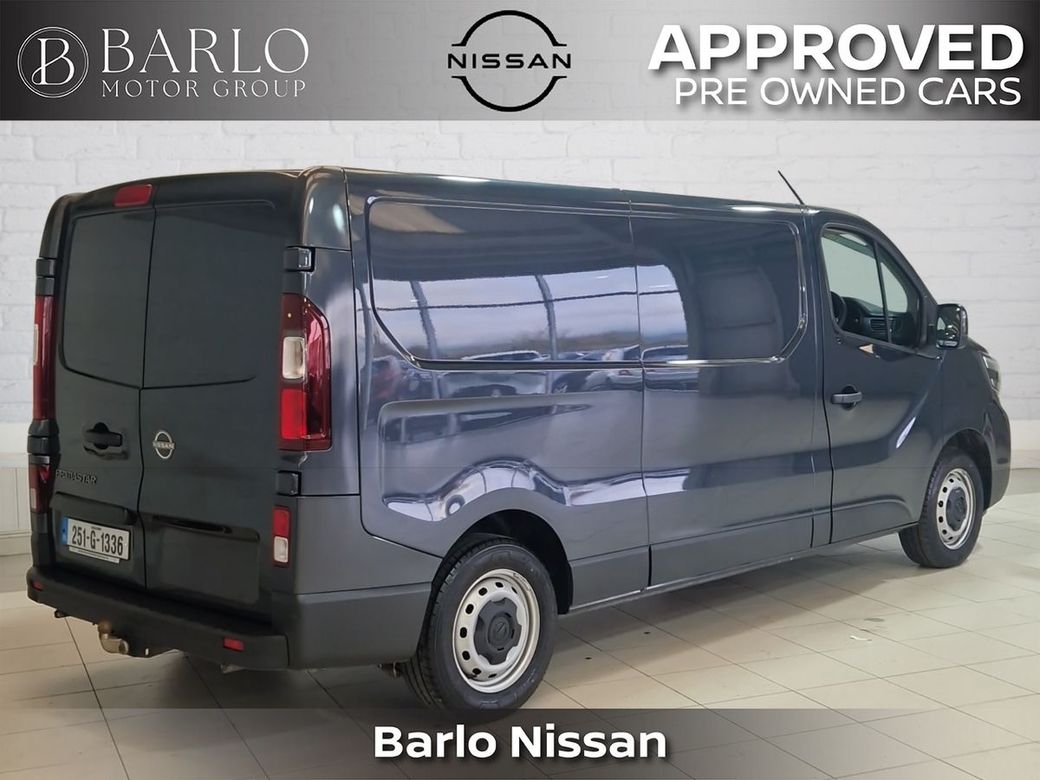 2025 Nissan Primastar